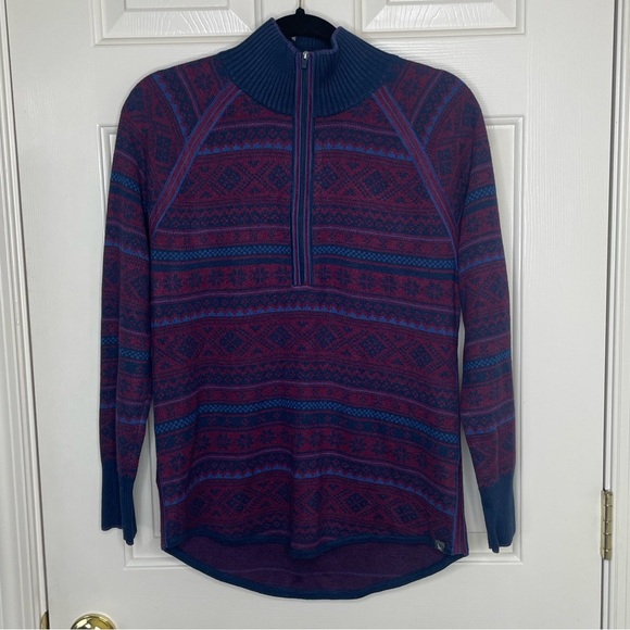 Eddie Bauer fair-isle inspired berry and navy blue quarter zip sweater | M - Picture 1 of 12